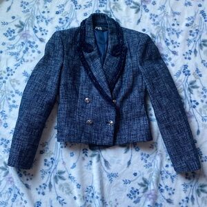 Navy blue Zara cropped blazer with trim